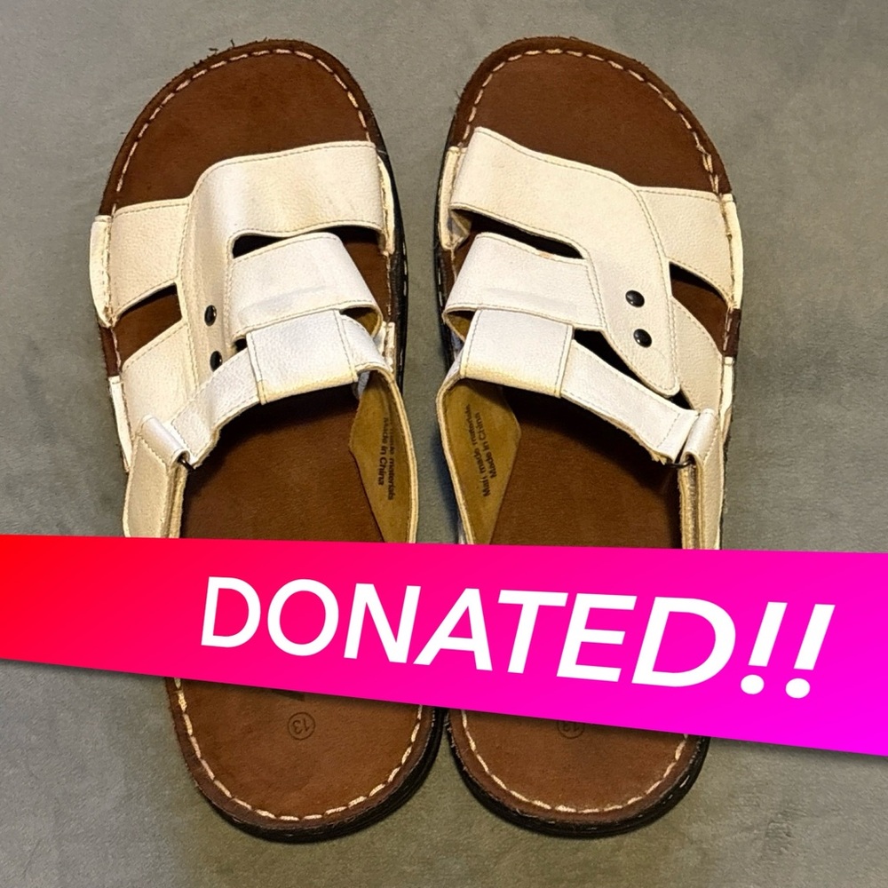 Air Balance W13 Cream Sandals NWOT